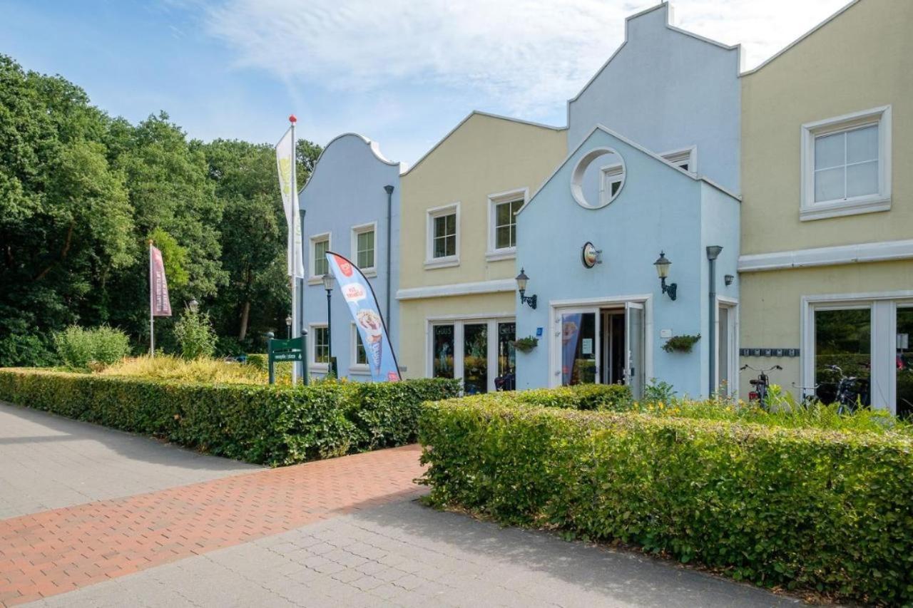Het Familie Boshuisje - Vakantiewoning Op Prachtig Park Met Veel Faciliteiten Inc Ligbad Gramsbergen Exterior foto